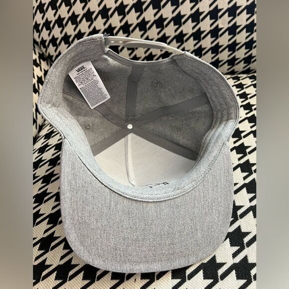 Vans OG Pennant SnapBack Hat - Picture 3 of 3